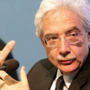 Credito, Bankitalia: "Inevitabili interventi su personale. Possibili misure per esuberi"