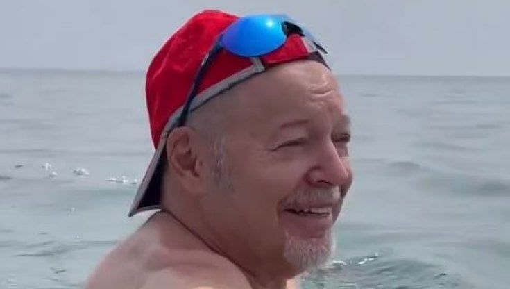 Vasco Rossi, l'esultanza del rocker per le medaglie del nuoto azzurro
