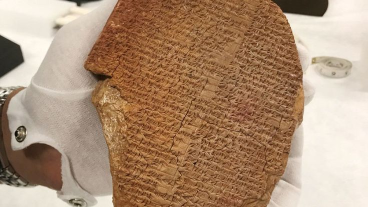 Il viaggio del Poema di Gilgamesh: la tavoletta rubata farà ritorno in Iraq