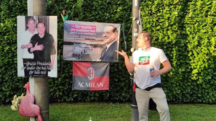 Brianza Pride tra polemiche e satira: davanti alla villa di Berlusconi con la maglia “Frocia Italia”