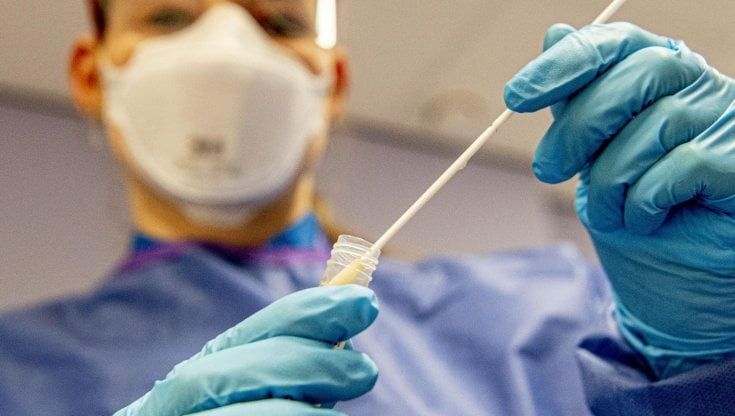 Covid, in regione contagi raddoppiati in sette gorni