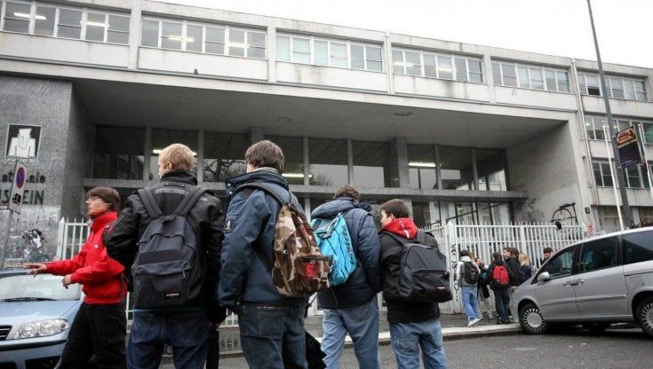 Scuola in Lombardia, vandalismo e bullismo in crescita negli istituti tecnici e professionali 