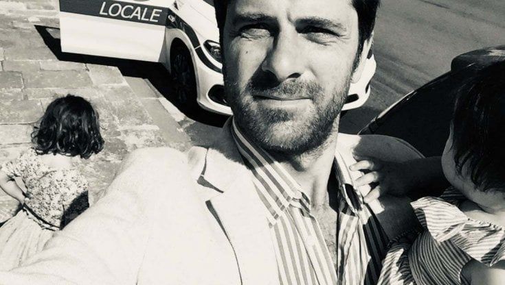 Genovese guida auto con targa spagnola, multato di 500 euro