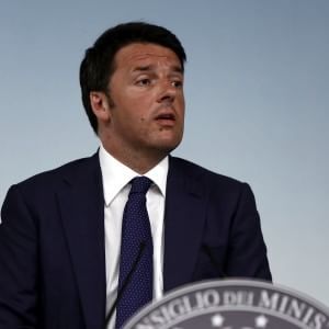 Renzi: "Politici tutti corrotti? Così si fa il gioco dei ladri. Arrivare a sentenze in tempi brevi"