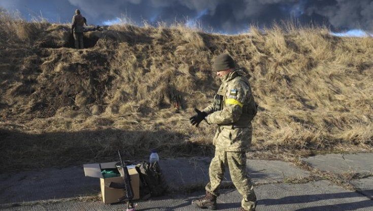 Legione straniera in Ucraina, 20.000 i volontari da tutto il mondo: "A Kiev per la libertà"