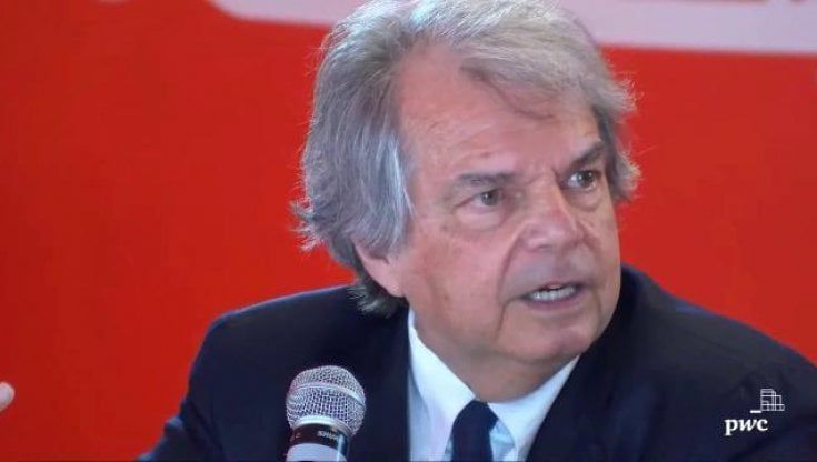 Contratto degli statali, dopo la firma arrivano aumenti fino a 117 euro e arretrati per 1.800 euro