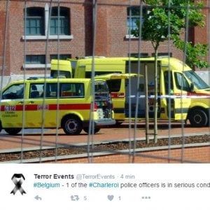 Belgio, ferisce due poliziotte a colpi di machete. Aggressore gridava "Allah akbar" 