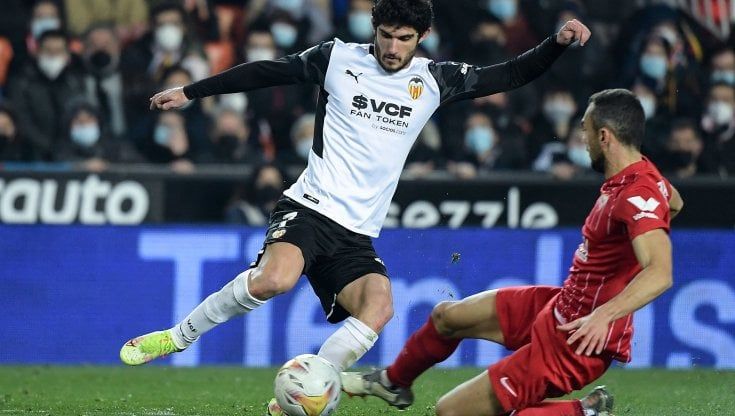 Spagna, Siviglia fermato sull'1-1 dal Valencia: il Real resta a +4