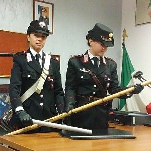 "In quella discoteca ci prendono a bastonate": denunciati quattro buttafuori