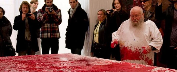 Perché non si censura un artista che "disturba"