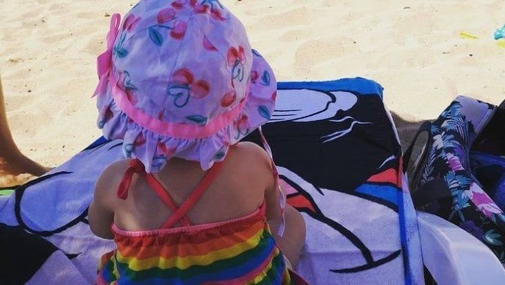 Bari, rubato il furgoncino usato per una bambina disabile: "Aiutateci a ritrovarlo"