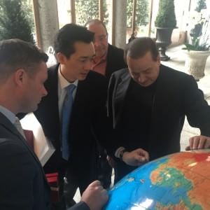Milan, Dana: ''Cene, soldi e l'aiuto di Cannavaro. Così è nata l'intesa tra Silvio e Taechaubol"