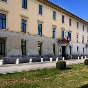Caserta, la polizia ricorda Maria Sparagana, morta di Covid 19