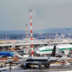 Terrorismo, "ripulire la terra dagli infedeli": 31enne rimpatriato da Malpensa