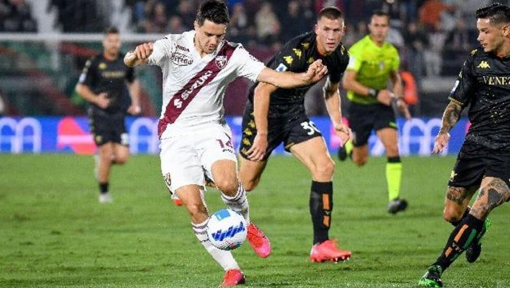 Venezia-Torino 1-1: Aramu risponde a Brekalo, Maenpaa salva i lagunari