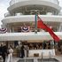 L’ambasciatore sulla sua Love Boat