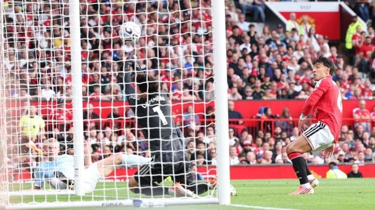 Derby di Manchester, il Var ammette l’errore: il gol di Haaland era da annullare