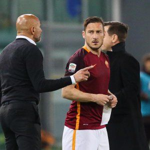 Roma, il giorno della tregua; Totti: "Vado a cena con Spalletti"