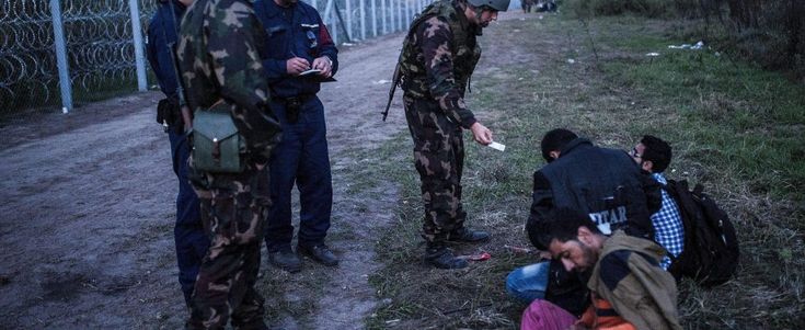 Migranti, primi arresti in Ungheria. Merkel bacchetta Italia: "Subito hotspost". E l'Austria ripristina controlli anche sul nostro confine