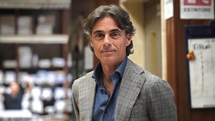 His fabrics have dressed Brad Pitt and a pope. Cosimo Caccioppoli: “Made in Italy is easy to spot”