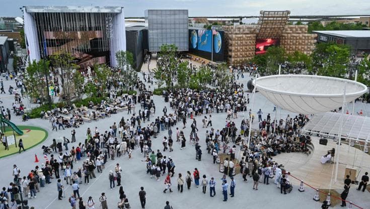 La Regione vola a Osaka con quaranta delegati spese per oltre un milione