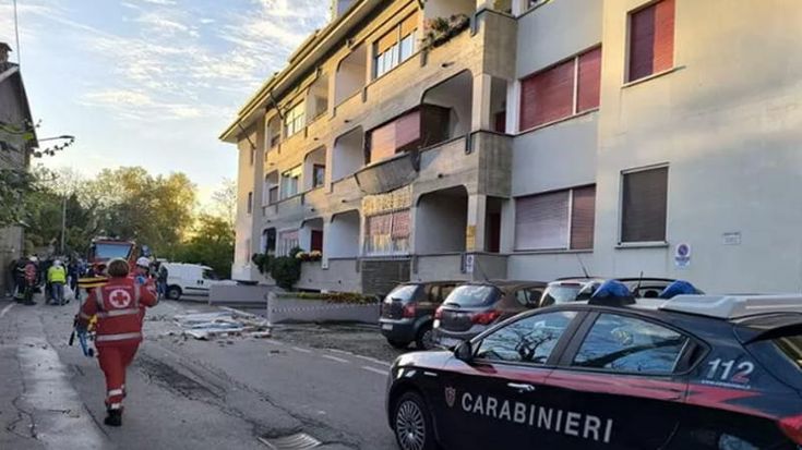 Esplosione in una palazzina a Rivarolo Canavese: ferita una coppia di anziani, grave la donna