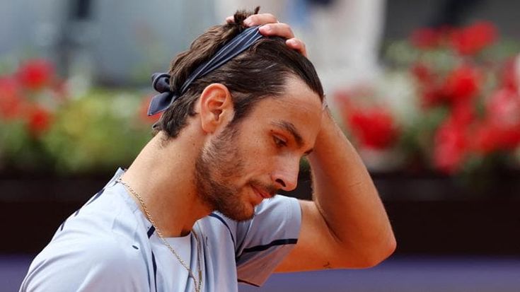 Musetti salta anche Wimbledon, al suo posto in tabellone Berrettini