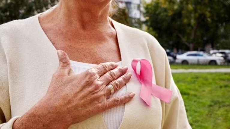 Tumore al seno, si può ridurre il rischio che ritorni? Cosa dice lo studio Natalee