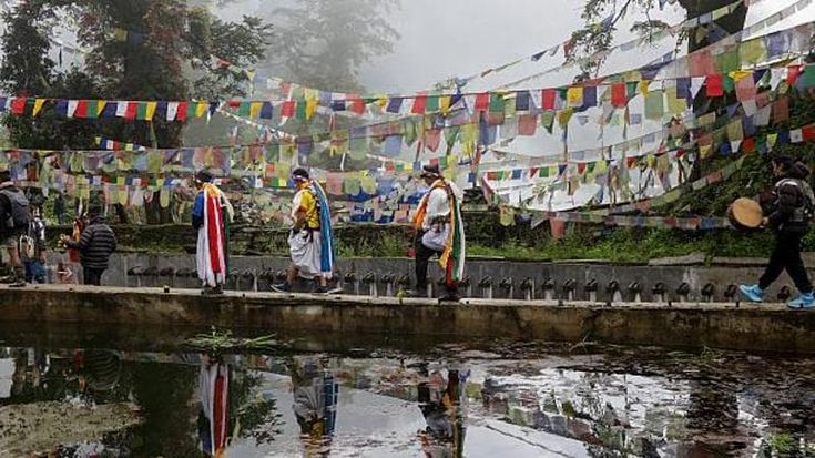 La Valle della Salvezza amata dai buddhisti dove beffarda è arrivata la morte