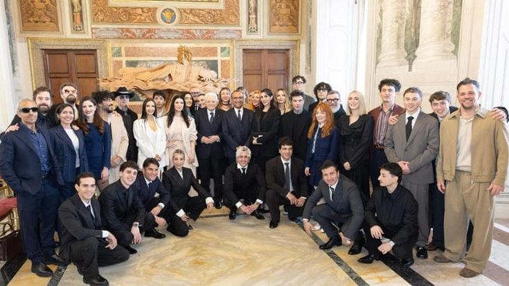 Conti e il cast di Sanremo al Quirinale. Mattarella: “Festival è una storia importante per il Paese”