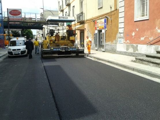 Nuova pavimentazione a Gianturco e a Ponticelli