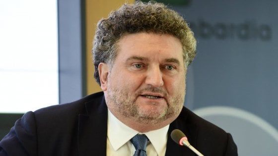 Coronavirus, l'assessore lombardo Mattinzoli contro il premier Conte: "Suo regime totalitario, altro che festa della Liberazione"