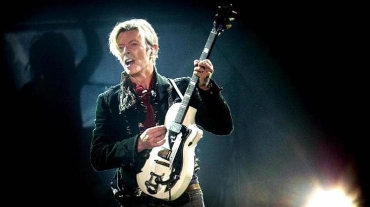 David Bowie, arriva “You’re not alone”, una nuova mostra a Londra a dieci anni dalla morte