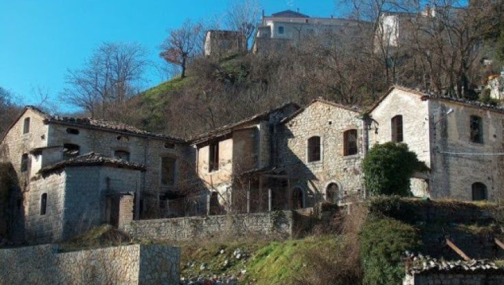Sepino, la capitale dell'accoglienza: "Così integriamo i migranti nel nostro territorio"