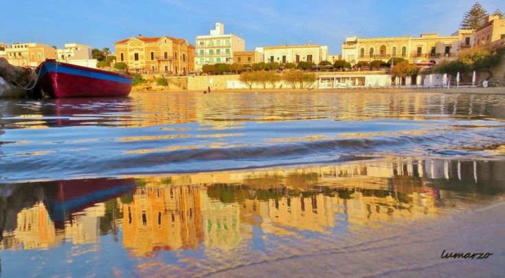 Salento allo specchio, la bellezza è (anche) riflessa