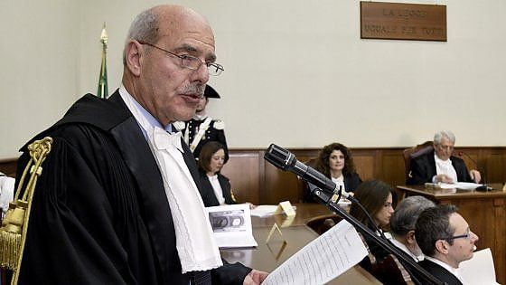 Corte dei Conti: "In Campania abbiamo fermato la fabbrica delle nomine, ma ci sono ancora tanti sprechi"