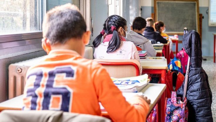 Bari, studente positivo: scuola media di Catino chiude per sanificazione. Due casi anche al Marconi