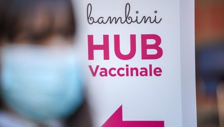 Torino, papà segnala la pediatra all'Ordine dei medici: "Frena sui vaccini ai miei bambini"
