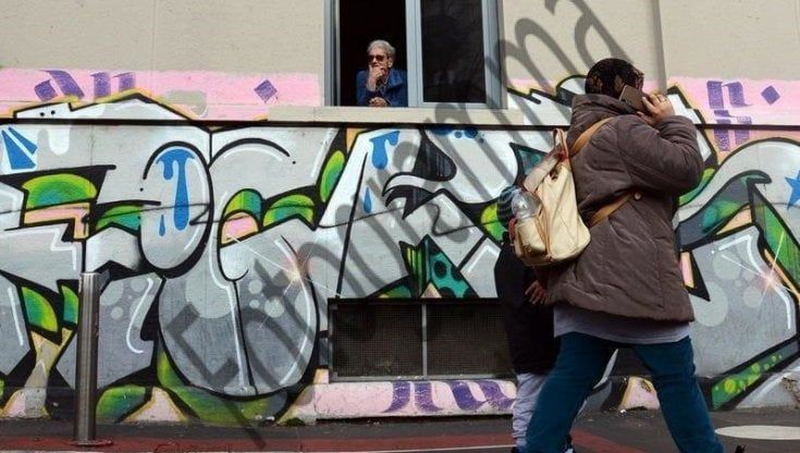 Immigrazione, luci spente a San Siro: “Noi, nuovi italiani ma sempre indesiderati””