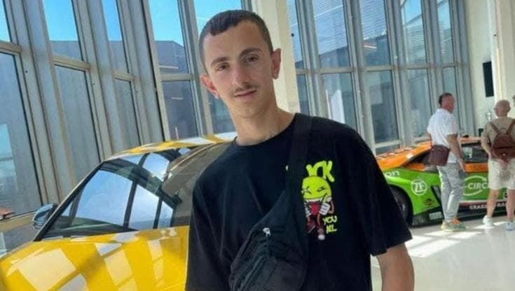 Valjero Matsuki, il 18enne morto nello schianto sull’auto rubata. “Riposa in pace, Lali”