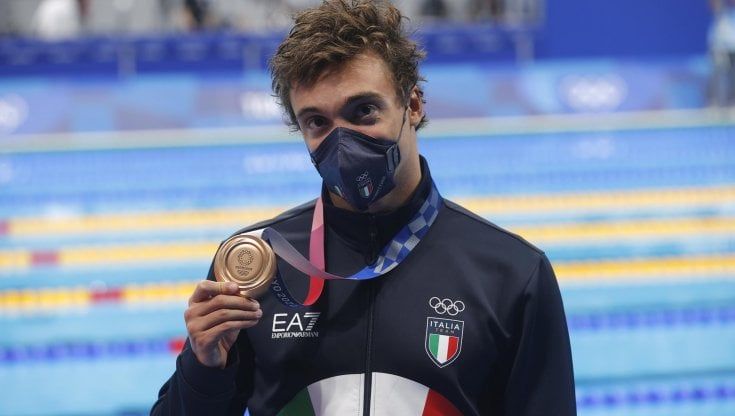 Tutta la leggerezza di Federico Burdisso, bronzo nei 200 farfalla