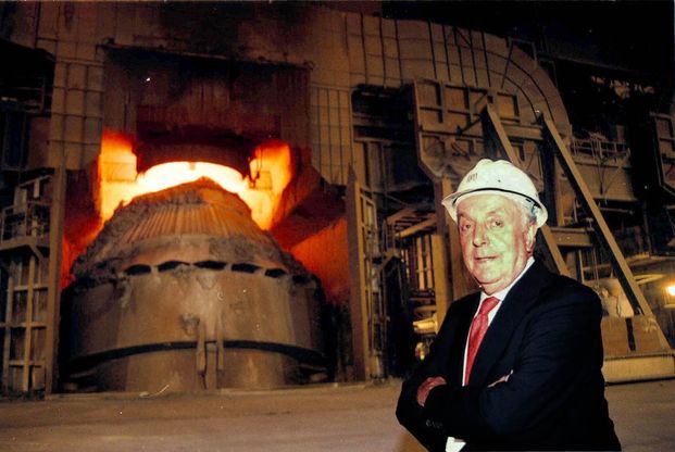 <span style="font-weight: bold;">Il patron con l'elmetto:Emilio Riva il re dell'acciaio<br /></span>