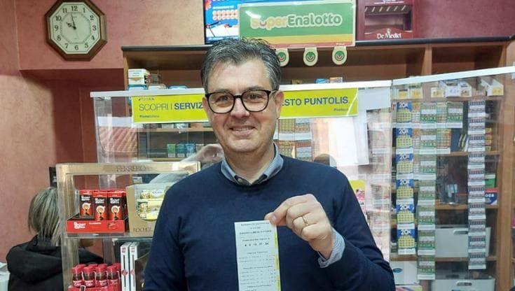 Vince 200 mila euro e una casa da 300 mila con un biglietto da 2 euro: a Gangi è caccia al fortunato