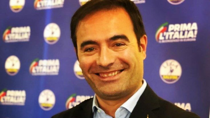 Il sottosegretario leghista all'Istruzione cita Dante ma è Topolino: lo scivolone social di Rossano Sasso