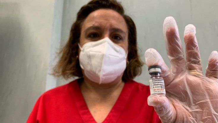 Vaccini Covid aggiornati a Omicron, a Bari via alle somministrazioni al Policlinico