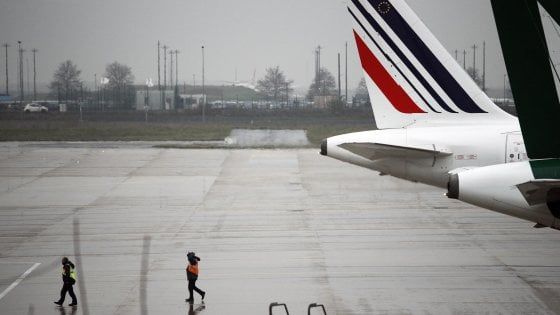 In memoria di un bambino morto in aereo sognando l'Europa