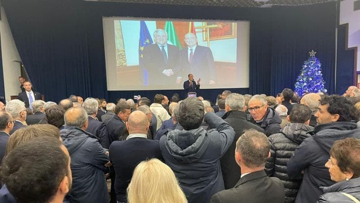 Schifani: “La prossima con 2,4 miliardi di avanzo sarà una manovra senza precedenti”