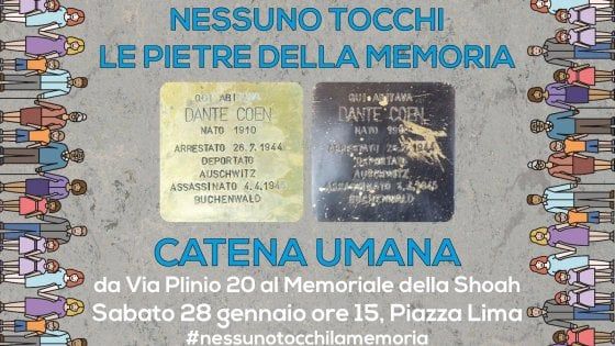 Milano, una catena umana per difendere le pietre d'inciampo: "Nessuno tocchi la Memoria"