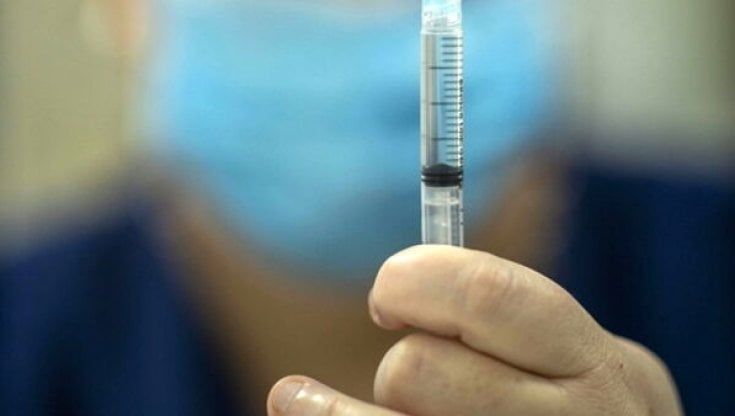 Genova, la protesta dell'entroterra: "Perchè avete chiuso il centro vaccini di Rossiglione?"