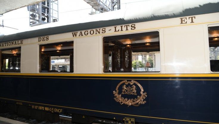 Crociere di lusso sul Treno della Dolce vita: in viaggio come Madonna tra Matera e il Salento sulle vetture storiche 